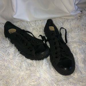 Low top black Converse w/o original converse laces